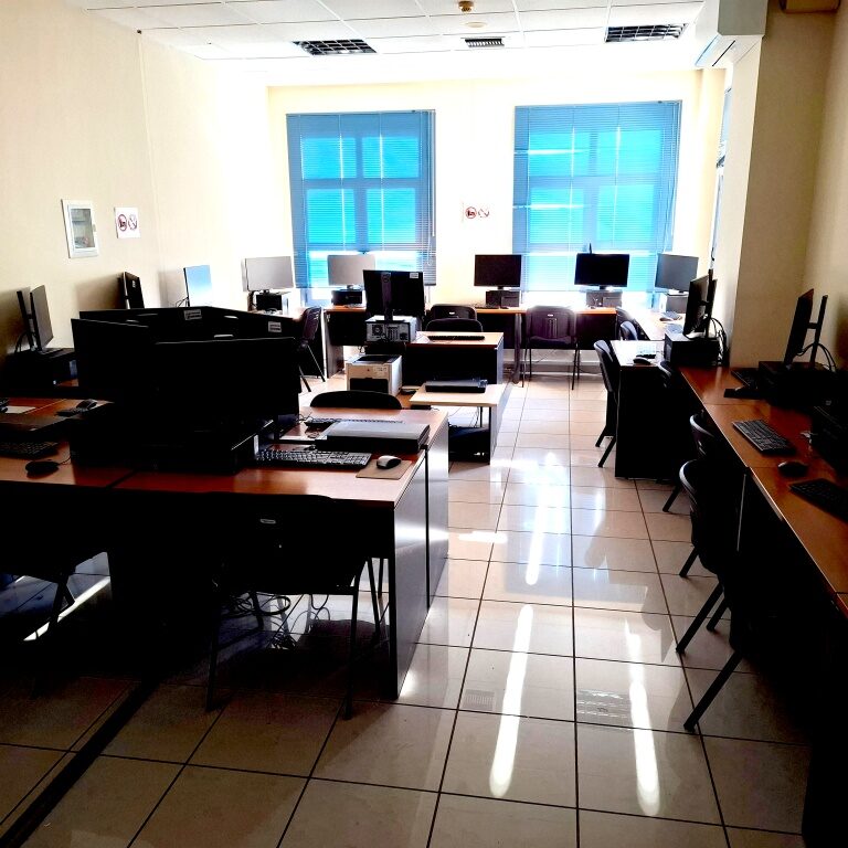 UOP (12)